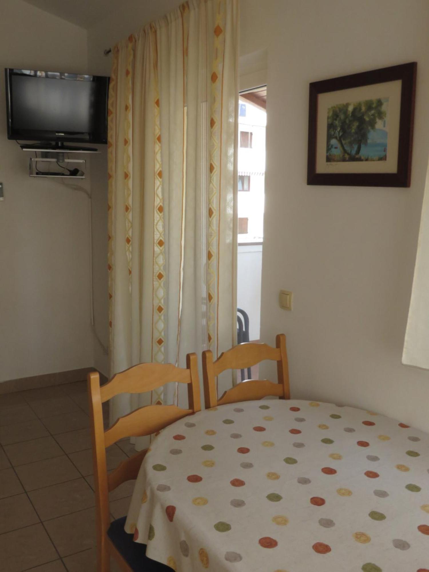 Apartments Gloria Biograd Na Moru Cameră foto