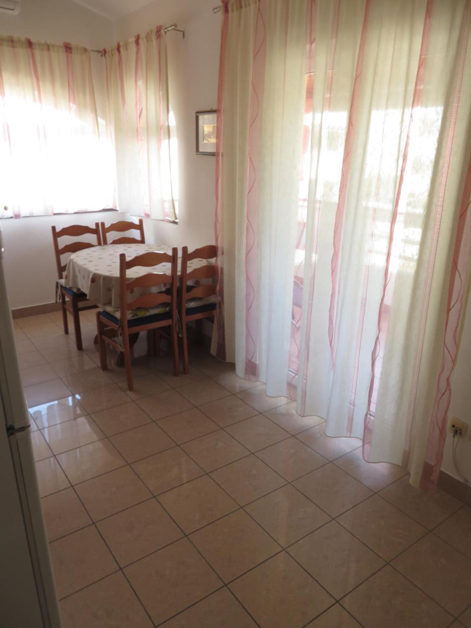 Apartments Gloria Biograd Na Moru Cameră foto